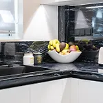 Laskaris Luxury *