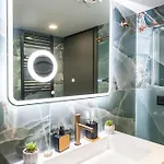 Laskaris Luxury *