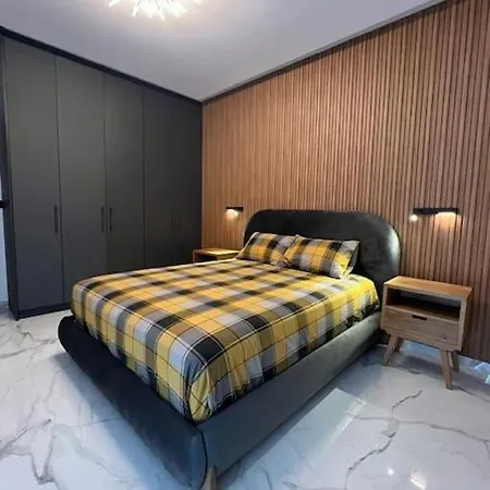 Laskaris Luxury * 卡拉马塔
